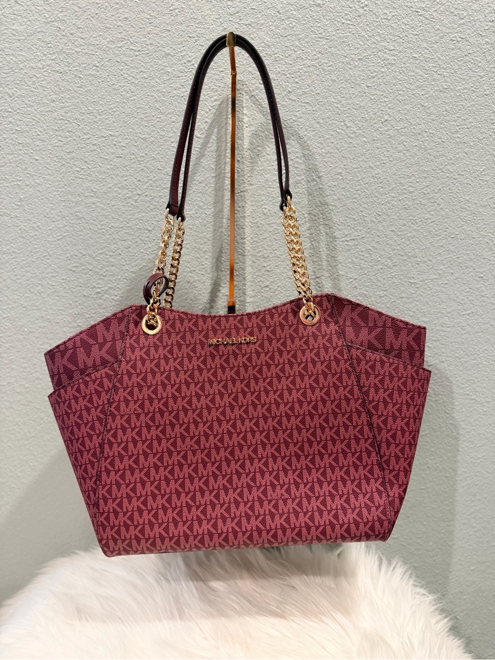 Michael Kors Jet set Tote Burgundy MK Signature Chain-Handle Tote